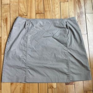 The Limited khaki skirt. Size 10. Dark academia.